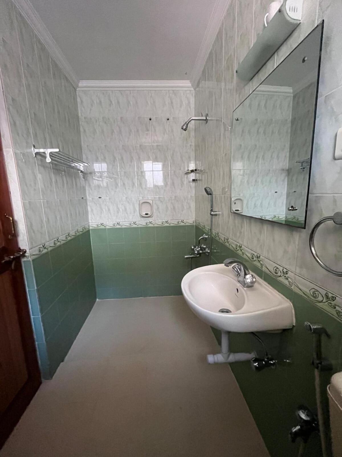 Apartment Quirkystays- 2bhk With Swimming Pool & Kitchen *